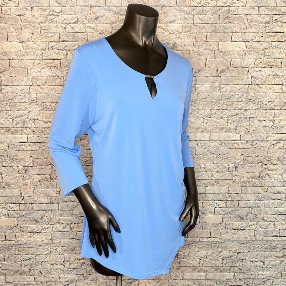 JM Tunic - Picture 4 of 7